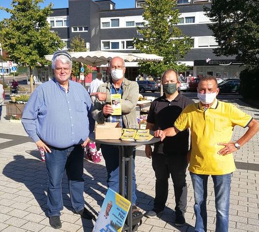 UWG Wahlkampfstand am Rathausplatz Bergneustadt.